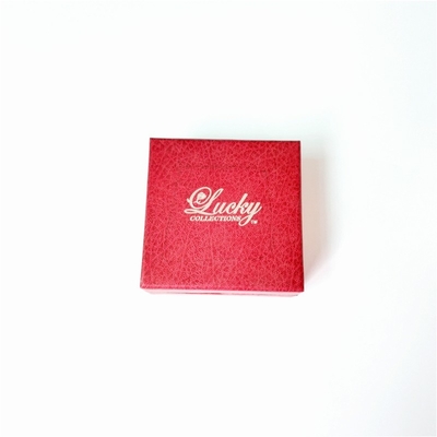 Logo Kabartmalı Sert Altıgen Kağıt Hediye Kutusu Ambalajı Kırmızı Mücevher Hediye Kutusu Özel