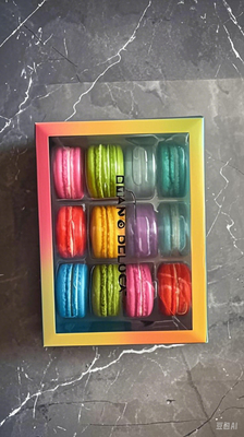 Malzeme Makaron 12 ambalaj Makaron tepsileri Makaron kağıt kutuları Makaron plastik tepsiler Makaron hediye kutuları Makaron kartonları