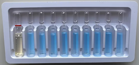 1ml~10ml su enjeksiyon şişeleri için özel PET şişe tepsisi, özel ilaç şişe tepsisi ambalajı