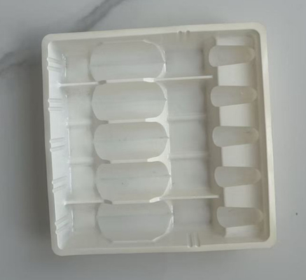 Üretici, Xilin şişesinin içinde 3 ml plastik toz iğne tepsisi sağlar.