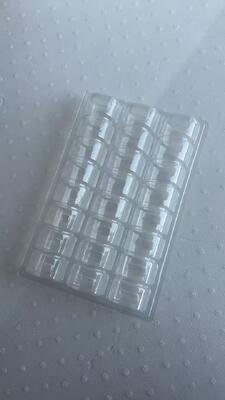 25 Gıda kalitesi PET ile Makaron Paketleme Tepsisi 0.55mm Kalınlığı ve Tekrar Kullanılabilir Tasarım