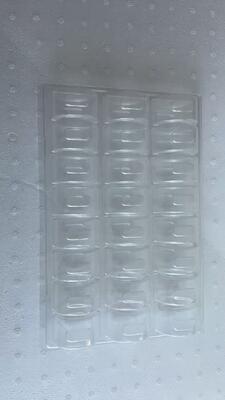 Gıda kalitesi PET ve tekrar kullanılabilir tasarımlı 24 boşluklu Makaron Paketleme Tepsisi