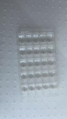 25 Makaron Plastik Tepsisi - Gıda Sınıfı PET, 0,55 mm Kalınlık, Yeniden Kullanılabilir Makaron Ambalaj Tepsisi